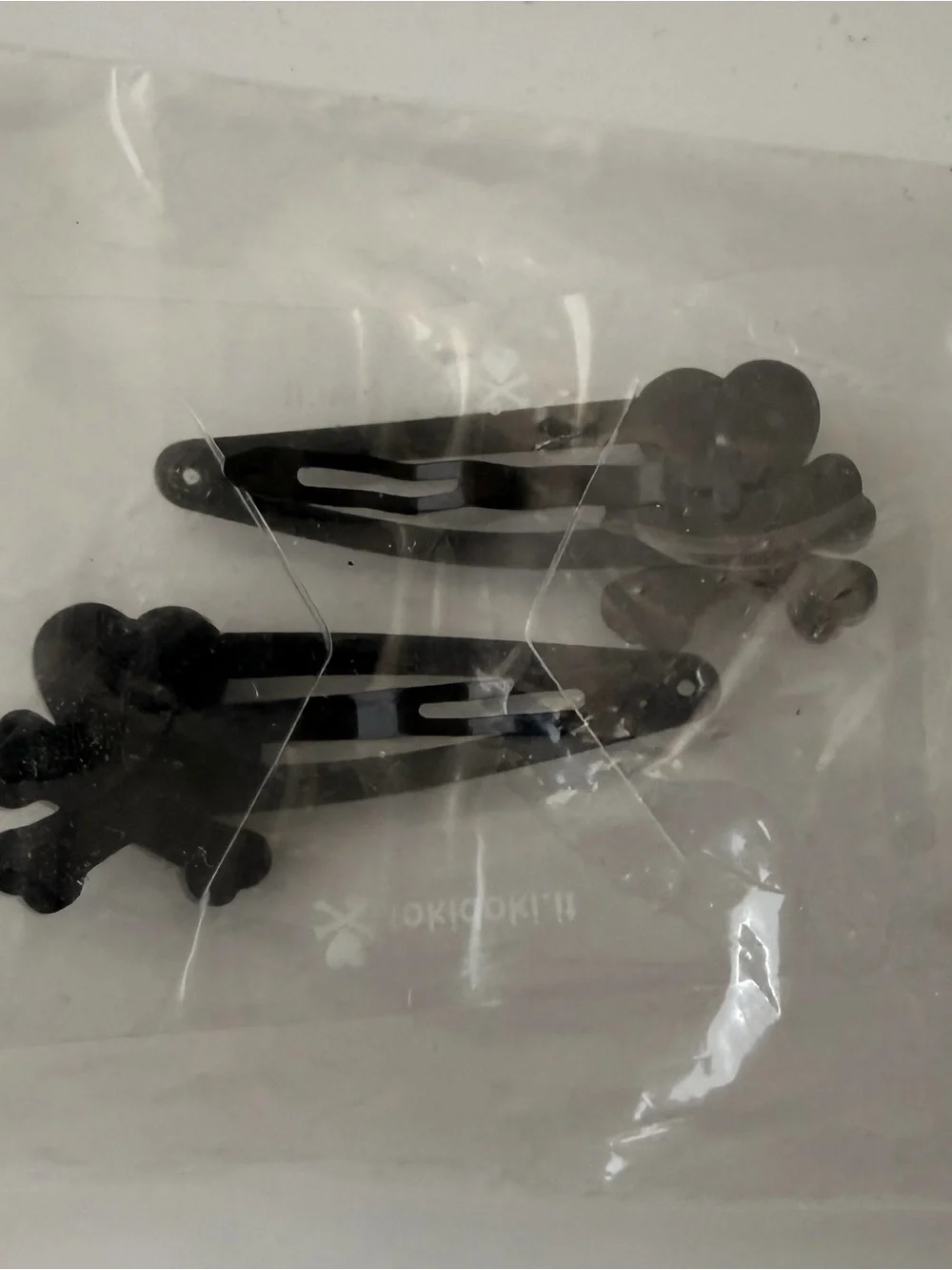 tokidoki Heart & Crossbones Snap Hair Clips